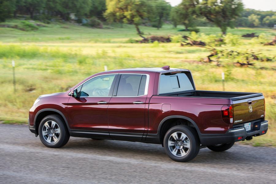  Honda Ridgeline 2016 года  (фото 27 из 40)
